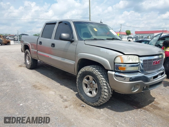 2003 GMC Sierra 1500HD SLT z VIN 1GTGK13U93F108499, wystawiony jako IAAI lot #42149012 z przebiegiem 296 775 mil mil oraz . Historia ofert i sprzedaży dostępna na DreamBid. Obrazek 1.
