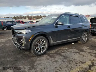 2021 BMW X7 xDrive40i with VIN 5UXCW2C08M9F01630, listed as a Copart auction lot 44857075 with 0 mi miles and Salvage Title. Bid and sale history available at carsss.com. Image 1.