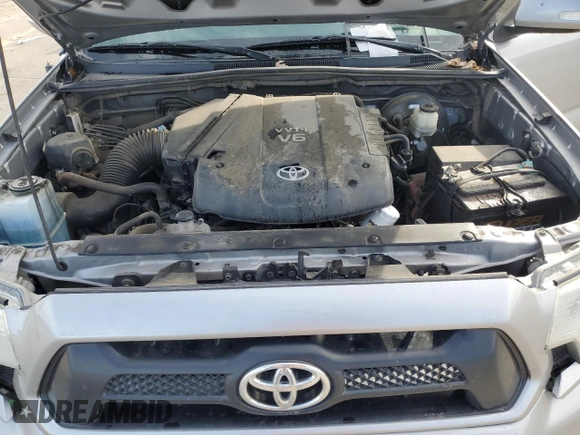 2014 Toyota Tacoma PreRunner with VIN 3TMJU4GN3EM163067, listed as a Copart auction lot 41582155 with 101,971 mi miles and Salvage Title. Bid and sale history available at DreamBid. Image 13.