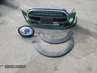 2021 MINI Hardtop Cooper с VIN WMWXR3C0XM2P13271, выставлен на аукционе Copart как лот 42052835 с пробегом 22 624 миль миль и Списание • Salvage title. История ставок и продаж доступна на DreamBid. Изображение 12.