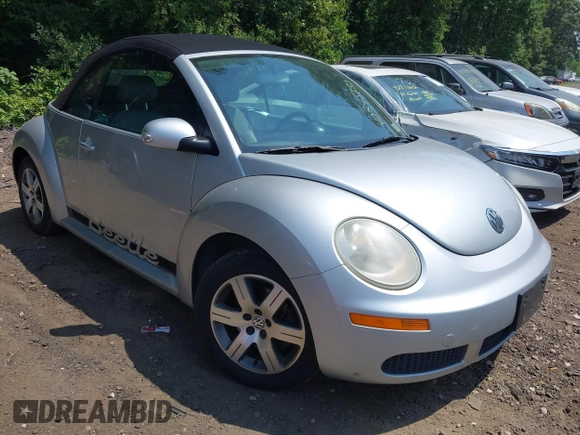 2006 Volkswagen Beetle with VIN 3VWRG31Y36M319727, listed as a IAAI auction lot 42845632 with 103,808 mi miles and . Bid and sale history available at DreamBid. Image 6.
