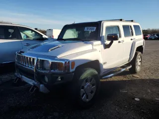 2008 Hummer H3 SUV with VIN 5GTEN13E488138084, listed as a Copart auction lot 79616464 with 205,506 mi miles and Clean Title. Bid and sale history available at carsss.com. Image 1.