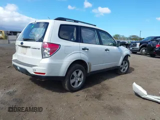 2013 Subaru Forester 2.5X with VIN JF2SHBBC9DH417744, listed as a IAAI auction lot 41242226 with 1 mi miles. Bid and sale history available at carsss.com. Image 4.
