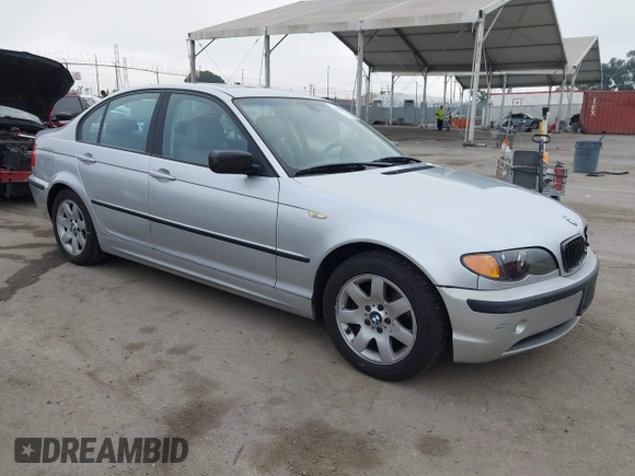 2004 BMW 3 Series 325i with VIN WBAAZ33464KP85402, listed as a IAAI auction lot 42643413 with 48,706 mi miles and . Bid and sale history available at DreamBid. Image 1.