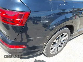 2017 Audi Q7 Prestige with VIN WA1VAAF72HD027809, listed as a IAAI auction lot 42356783 with 134,551 mi miles and . Bid and sale history available at DreamBid. Image 6.