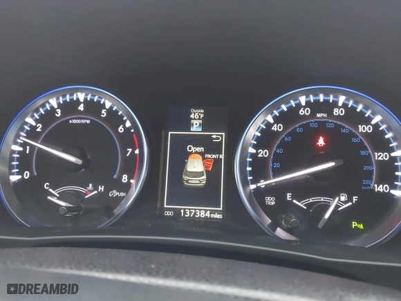 2015 Toyota Highlander Limited with VIN 5TDDKRFH6FS092511, listed as a IAAI auction lot 42082706 with 137,384 mi miles. Bid and sale history available at carsss.com. Image 7.