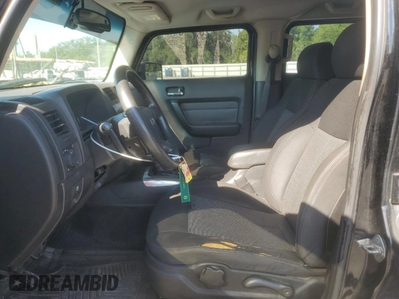 2006 Hummer H3 with VIN 5GTDN136168177314, listed as a Copart auction lot 72160924 with 186,429 mi miles and Clean Title. Bid and sale history available at carsss.com. Image 7.