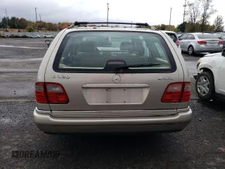 1998 Mercedes-Benz E-Class with VIN WDBJH82F7WX010567, listed as a Copart auction lot 79104764 with 335,751 mi miles and Clean Title. Bid and sale history available at carsss.com. Image 6.