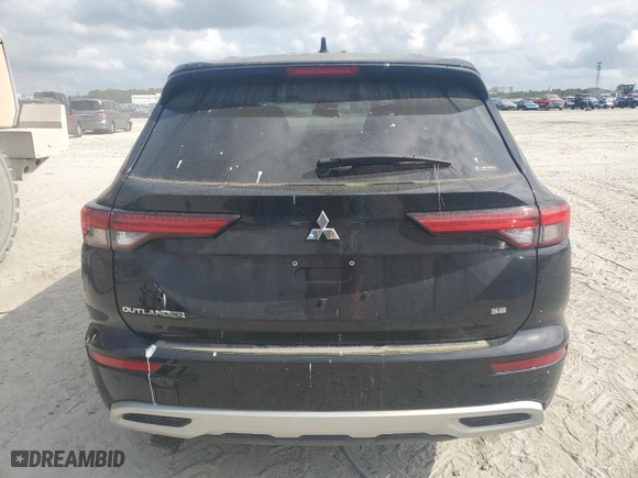 2023 Mitsubishi Outlander SE with VIN JA4J4UA8XPZ051137, listed as a Copart auction lot 54403575 with 14,548 mi miles and Clean Title. Bid and sale history available at carsss.com. Image 6.