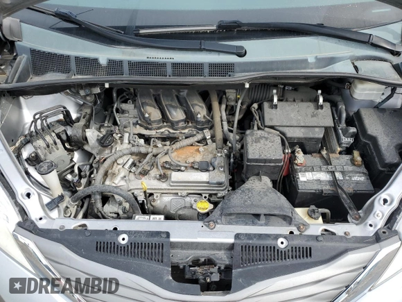 2012 Toyota Sienna XLE AAS with VIN 5TDYK3DCXCS278957, listed as a Copart auction lot 55783515 with 92,126 mi miles and Salvage Title. Bid and sale history available at DreamBid. Image 12.