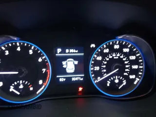 2020 Hyundai Kona SEL with VIN KM8K22AA5LU561406, listed as a Copart auction lot 41145653 with 32,471 mi miles. Bid and sale history available at carsss.com. Image 9.