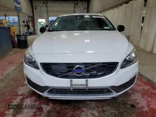 2016 Volvo V60 T5 z VIN YV4612HK8G1015369, wystawiony jako Copart lot #54868865 z przebiegiem 97 031 mil mil oraz Szkody całkowita. Historia ofert i sprzedaży dostępna na DreamBid. Obrazek 5.