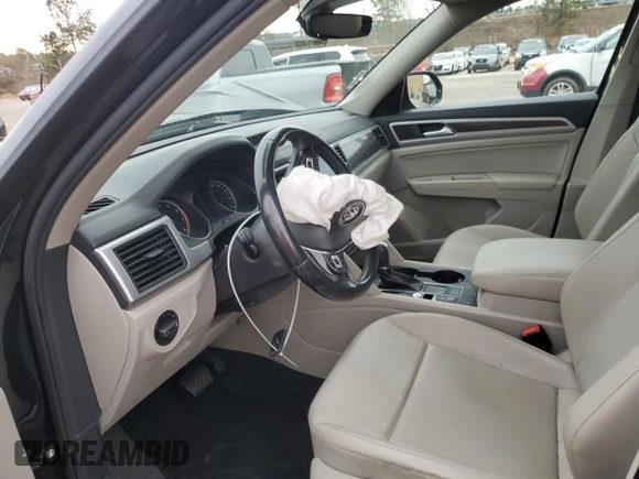 2018 Volkswagen Atlas SE with VIN 1V2DP2CA6JC593164, listed as a Copart auction lot 88889525 with 124,184 mi miles and Salvage title. Bid and sale history available at DreamBid. Image 7.