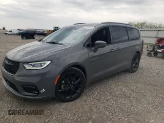 2021 Chrysler Pacifica Touring L z VIN 2C4RC1BG2MR592687, wystawiony jako Copart lot #53549875 z przebiegiem 29 774 mil mil oraz Szkoda całkowita • Salvage title. Historia ofert i sprzedaży dostępna na DreamBid. Obrazek 1.