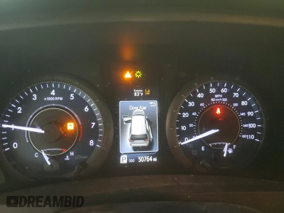 2018 Toyota Sienna XLE Auto Access Seat with VIN 5TDYZ3DC3JS933081, listed as a Copart auction lot 57483265 with 50,764 mi miles and Salvage title. Bid and sale history available at DreamBid. Image 9.