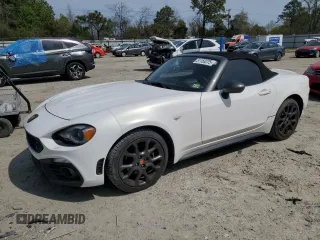 2017 FIAT 124 Spider Lusso z VIN JC1NFAEK0H0116019, wystawiony jako Copart lot #51153275 z przebiegiem 41 415 mil mil oraz Szkody całkowita. Historia ofert i sprzedaży dostępna na DreamBid. Obrazek 1.
