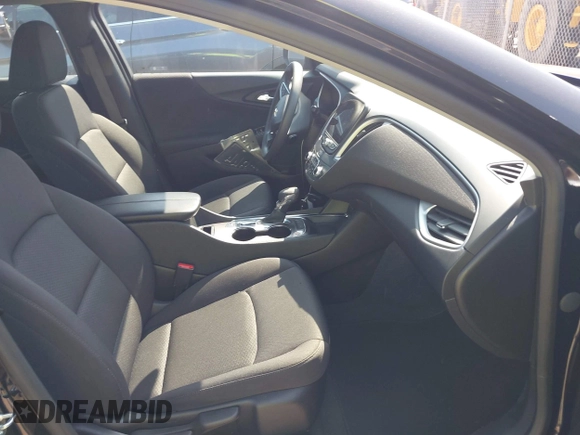 2024 Chevrolet Malibu LT with VIN 1G1ZD5ST2RF107098, listed as a IAAI auction lot 42218685 with 40,048 mi miles and . Bid and sale history available at DreamBid. Image 5.