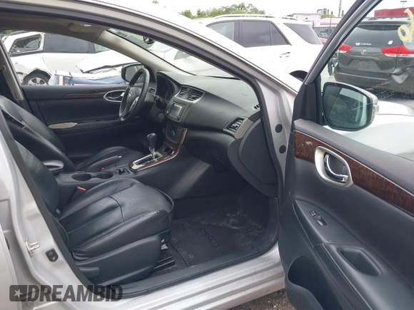 2014 Nissan Sentra SR z VIN 3N1AB7APXEY209345, wystawiony jako IAAI lot #42378706 z przebiegiem 132 705 mil mil oraz . Historia ofert i sprzedaży dostępna na DreamBid. Obrazek 5.