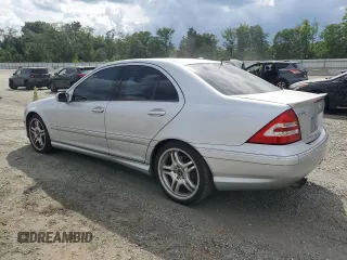 2006 Mercedes-Benz C 55 AMG with VIN WDBRF76J26F813052, listed as a Copart auction lot 60966805 with 145,472 mi miles and Salvage title. Bid and sale history available at DreamBid. Image 2.