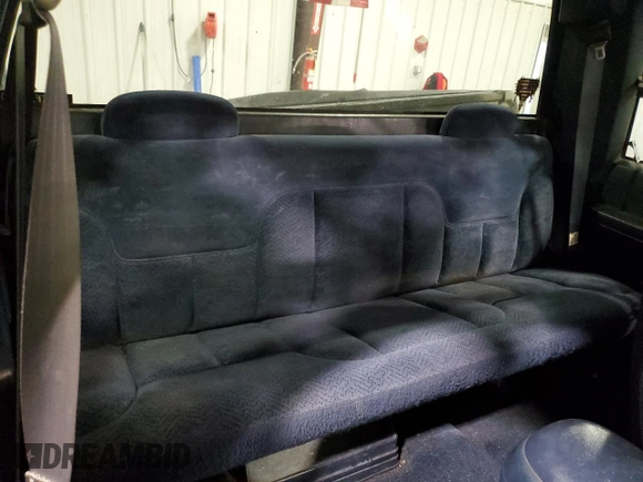 1998 Chevrolet Silverado 1500 with VIN 2GCEK19R9W1105382, listed as a Copart auction lot 87264814 with 290,006 mi miles and Salvage Title. Bid and sale history available at DreamBid. Image 11.