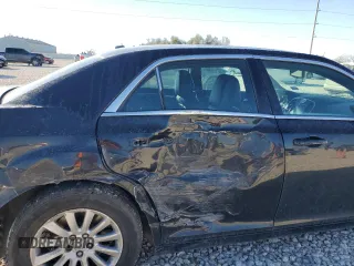 2014 Chrysler 300 with VIN 2C3CCAAG1EH138739, listed as a Copart auction lot 48376455 with 170,404 mi miles and Salvage Title. Bid and sale history available at DreamBid. Image 11.