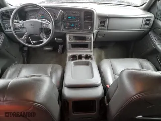 2004 GMC Sierra 1500 SLT with VIN 2GTEK19T041305608, listed as a Copart auction lot 47784175 with 147,335 mi miles and Salvage Title. Bid and sale history available at carsss.com. Image 8.