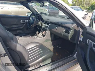 2004 Mercedes-Benz SLK-Class with VIN WDBKK49F44F298409, listed as a IAAI auction lot 41520249 with 135,503 mi miles. Bid and sale history available at carsss.com. Image 5.