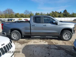 2020 Chevrolet Silverado 1500 LT with VIN 1GCRYDED1LZ274357, listed as a IAAI auction lot 41525824 with 58,572 mi miles. Bid and sale history available at carsss.com. Image 13.