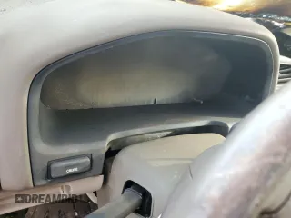 1998 Acura CL Premium z VIN 19UYA2255WL013596, wystawiony jako Copart lot #42686575 z przebiegiem Nie podano mil oraz Czysty tytuł • Clean title. Historia ofert i sprzedaży dostępna na DreamBid. Obrazek 9.