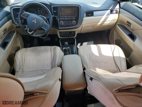 2017 Mitsubishi Outlander SE with VIN JA4AD3A3XHZ052269, listed as a Copart auction lot 50238225 with 101,153 mi miles and Salvage Title. Bid and sale history available at carsss.com. Image 8.