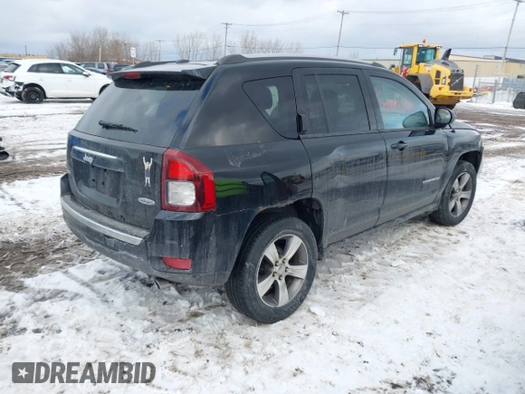 2017 Jeep Compass Latitude z VIN 1C4NJDEB9HD129184, wystawiony jako IAAI lot #41441314 z przebiegiem 45 764 mil mil oraz . Historia ofert i sprzedaży dostępna na DreamBid. Obrazek 4.