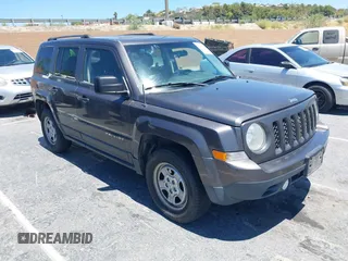 2015 Jeep Patriot Sport с VIN 1C4NJRBB9FD269380, выставлен на аукционе IAAI как лот 42855791 с пробегом 189 463 миль миль и . История ставок и продаж доступна на DreamBid. Изображение 1.