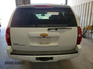 2014 Chevrolet Suburban LT with VIN 1GNSCJE02ER202427, listed as a Copart auction lot 71253834 with 247,515 mi miles and Clean Title. Bid and sale history available at carsss.com. Image 6.