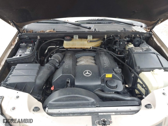 2002 Mercedes-Benz M-Class with VIN 4JGAB54E82A308902, listed as a IAAI auction lot 41779482 with 99,933 mi miles. Bid and sale history available at carsss.com. Image 10.