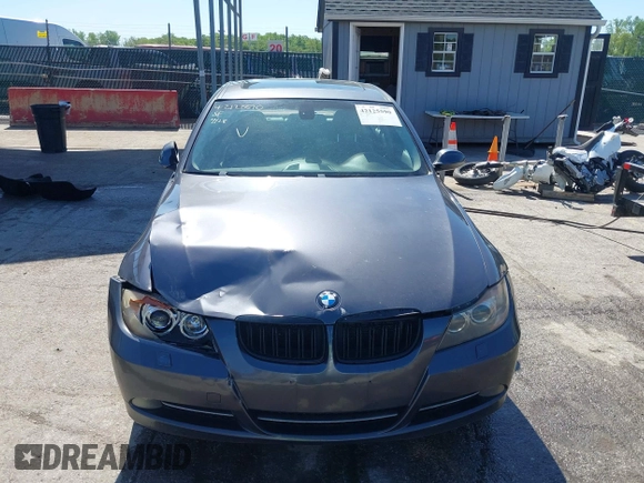 2006 BMW 3 Series 325xi z VIN WBAVD13596KT79419, wystawiony jako IAAI lot #42125590 z przebiegiem 203 431 mil mil oraz . Historia ofert i sprzedaży dostępna na DreamBid. Obrazek 12.