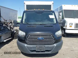 2017 Ford Transit z VIN 1FDBF9ZM9HKB18836, wystawiony jako IAAI lot #42311325 z przebiegiem 172 466 mil mil oraz . Historia ofert i sprzedaży dostępna na DreamBid. Obrazek 12.