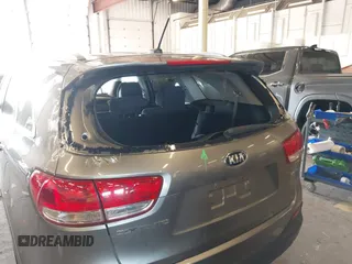 2017 Kia Sorento LX with VIN 5XYPGDA57HG199307, listed as a IAAI auction lot 41967654 with 88,112 mi miles and . Bid and sale history available at carsss.com. Image 6.