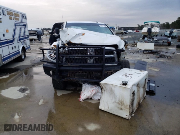 2014 Ram 2500 Tradesman с VIN 3C6UR5HL1EG231924, выставлен на аукционе Copart как лот 71610132 с пробегом Не указан миль и Списание • Salvage title. История ставок и продаж доступна на DreamBid. Изображение 5.