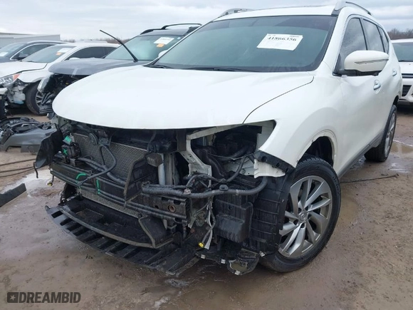 2015 Nissan Rogue SV with VIN 5N1AT2MVXFC816259, listed as a IAAI auction lot 41866356 with 140,913 mi miles. Bid and sale history available at carsss.com. Image 6.