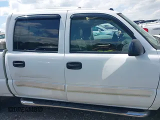2005 Chevrolet Silverado 1500 LS with VIN 2GCEC13T751366249, listed as a IAAI auction lot 41986002 with 194,795 mi miles and . Bid and sale history available at DreamBid. Image 14.