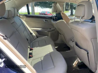 2014 Mercedes-Benz E-Class E 350 Luxury with VIN WDDHF8JB1EA850968, listed as a Copart auction lot 54574215 with 120,253 mi miles and Clean Title. Bid and sale history available at carsss.com. Image 6.