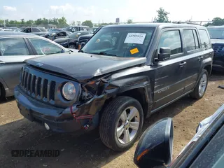 2014 Jeep Patriot Latitude с VIN 1C4NJPFB6ED730175, выставлен на аукционе IAAI как лот 42705824 с пробегом 160 827 миль миль и . История ставок и продаж доступна на DreamBid. Изображение 2.