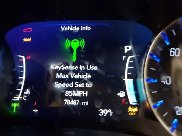 2021 Chrysler Pacifica Touring L with VIN 2C4RC1BG3MR504293, listed as a IAAI auction lot 41728608 with 70,487 mi miles and . Bid and sale history available at DreamBid. Image 15.