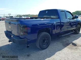 2013 Chevrolet Silverado 1500 LT with VIN 1GCRCSE05DZ104746, listed as a IAAI auction lot 41937647 with 193,426 mi miles. Bid and sale history available at carsss.com. Image 4.