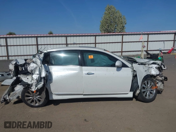 2011 Toyota Avalon with VIN 4T1BK3DB2BU371961, listed as a IAAI auction lot 42113686 with 135,218 mi miles and . Bid and sale history available at carsss.com. Image 14.