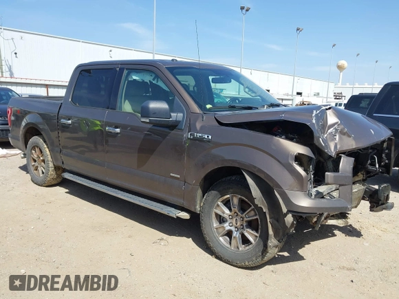2015 Ford F-150 XLT with VIN 1FTEW1EPXFKD55870, listed as a IAAI auction lot 41803252 with 1 mi miles. Bid and sale history available at carsss.com. Image 1.