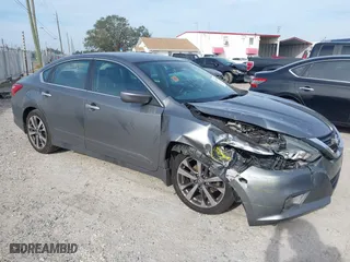 2016 Nissan Altima 2.5 SL with VIN 1N4AL3APXGC246190, listed as a IAAI auction lot 41452833 with 120,789 mi miles. Bid and sale history available at carsss.com. Image 1.