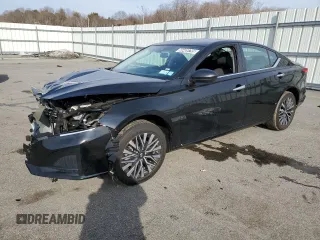 2025 Nissan Altima SV with VIN 1N4BL4DW0SN323160, listed as a Copart auction lot 46409795 with 7,821 mi miles and Salvage Title. Bid and sale history available at DreamBid. Image 1.