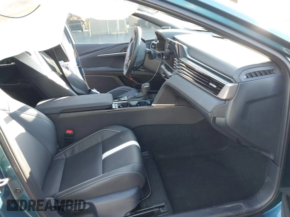 2025 Toyota Camry LE with VIN 4T1DAACK8SU051433, listed as a IAAI auction lot 41893289 with 10,084 mi miles and . Bid and sale history available at DreamBid. Image 5.