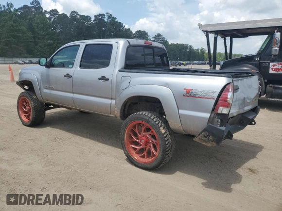 2015 Toyota Tacoma with VIN 5TFLU4EN5FX132006, listed as a Copart auction lot 59285655 with 205,932 mi miles and Salvage title. Bid and sale history available at DreamBid. Image 2.